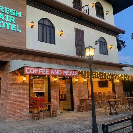 Lucena Fresh Air Hotel Bagian luar foto